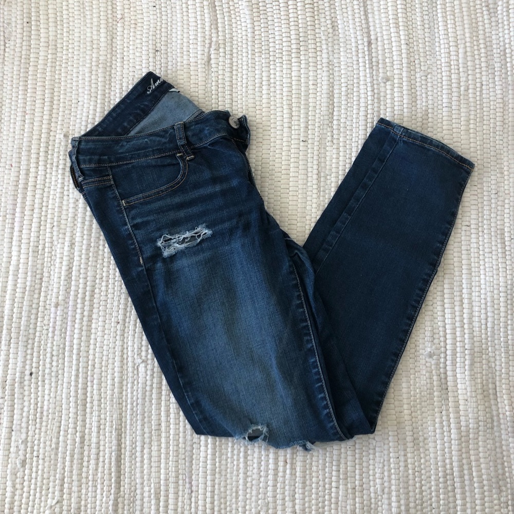 American Eagle AEO Distressed Jeggings